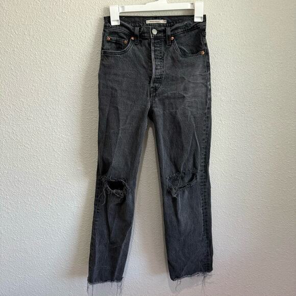 Levi's Jeans Women's 25 Ribcage Straight Ankle High Rise Fray Raw Hem Black Grey - Picture 1 of 9